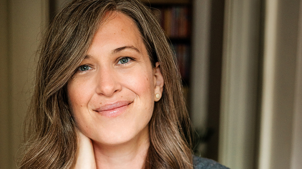 picture of nina lohman smiling